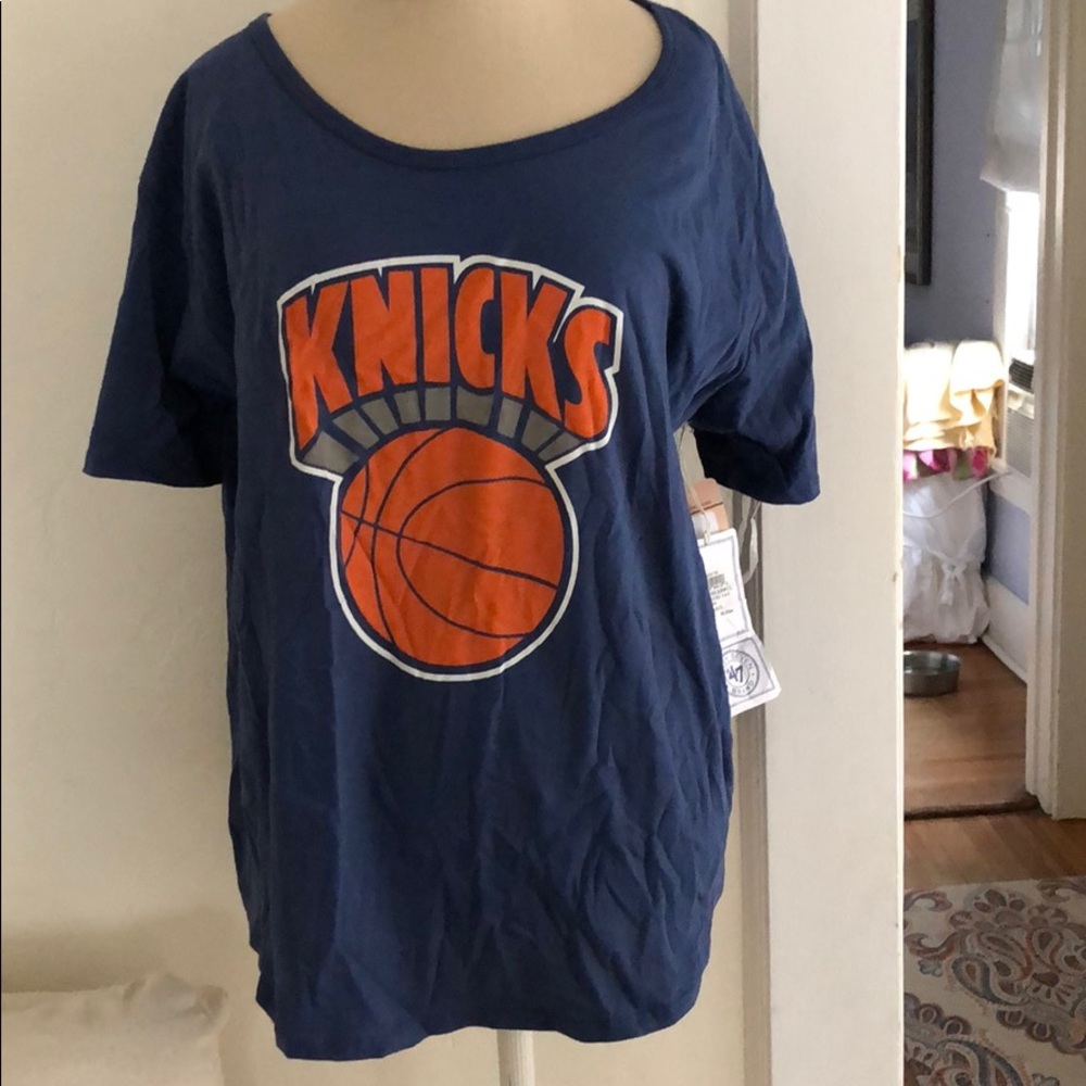 Women’s Knicks boyfriend tee